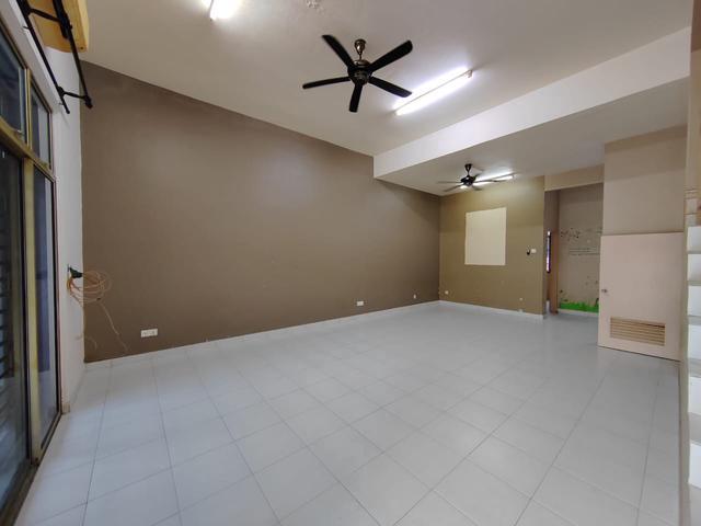 Jalan Merbau Bandar Putra Kulai 2 Storey Terrace House