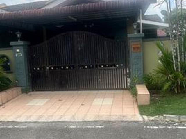 Jalan Merbuk Bandar Putra Kulai Corner Lot