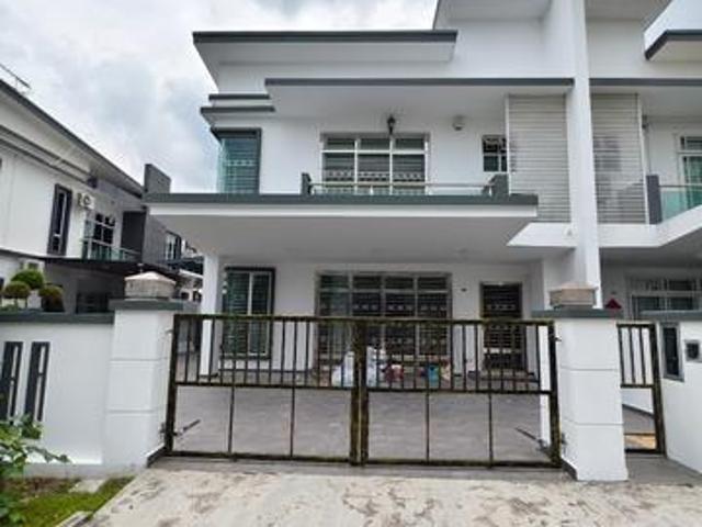 Jalan Mersawa Double Storey Nearby Senibong Masai Permas Megah Ria