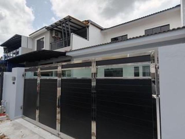 Jalan Nakhoda Taman Ungku Tun Aminah Double Storey Terrace Fully Reno