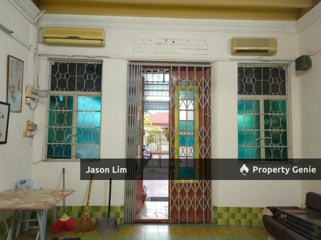 Jalan Padang Victoria, Georgetown