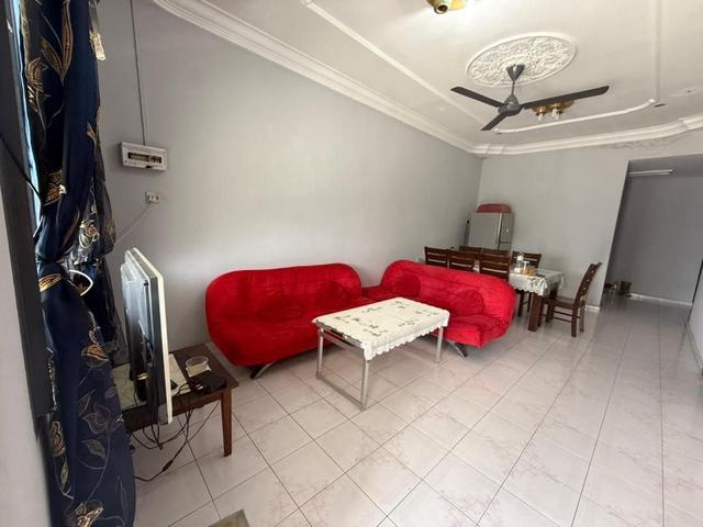 Jalan Pahlawan Tun Aminah Single Storey Partial furnished
