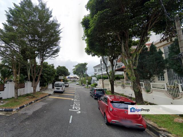 Jalan Pemancar