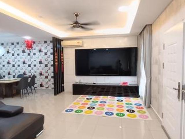 Jalan Perjiranan 11 Bandar Dato Onn Renovated ReadyGood Condition
