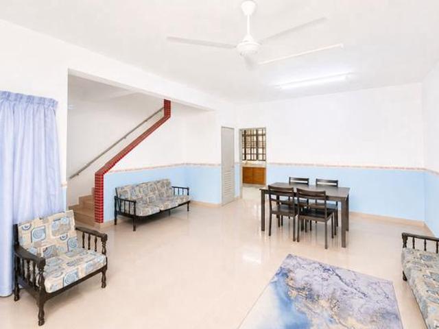 Jalan Permas 11 Double Storey 22x75sf Permas Jaya Back Extended