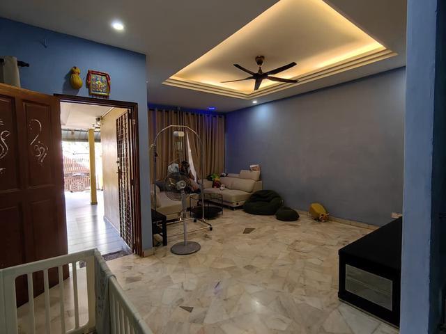 Jalan Permatang Taman Desa Jaya Double Storey Terrace House Renovated