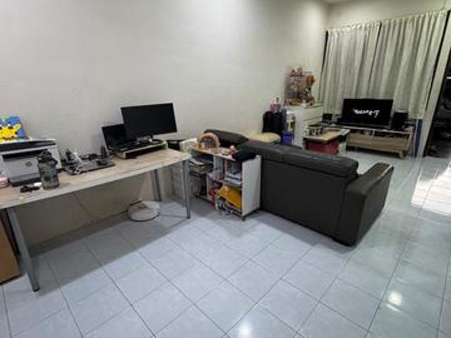 Jalan Pinang Taman Daya 1storey house for sale