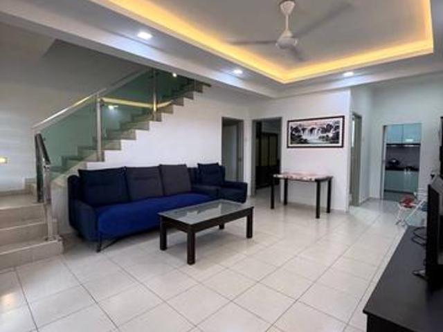 Jalan Pinang Taman Daya Renovated Fully Furnishing Good Condition