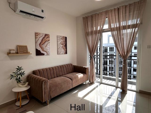 Jalan Puncak Saujana Trellis Residences 2 Bed Guard Gated Larkin Ciq