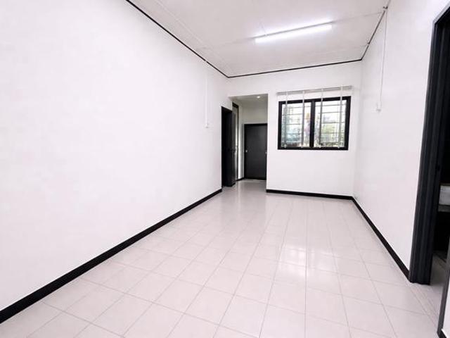 Jalan Pulai Emas Taman Pulai Emas