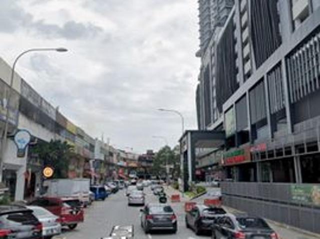 Jalan Radin Bagus