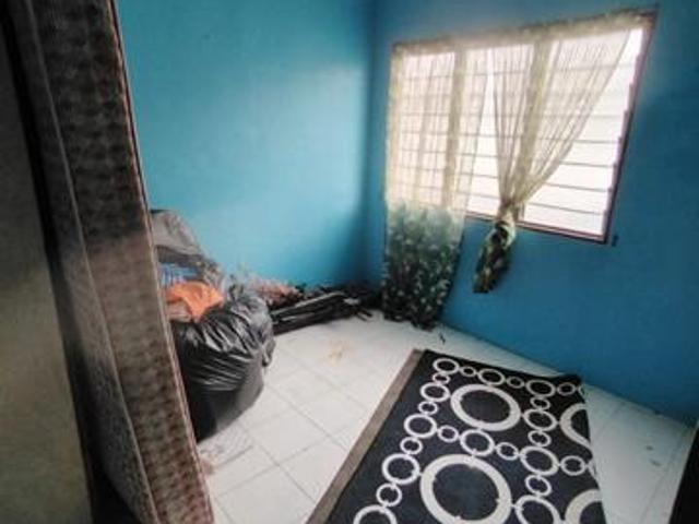 Jalan Scientex 8 Kelapa Sawit Kulai 2 storey unblock view