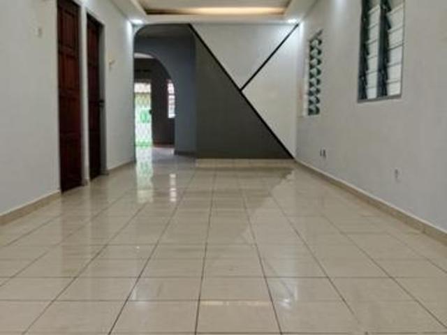 Jalan Semangat 1Stry Bungalow Renovated Kluang