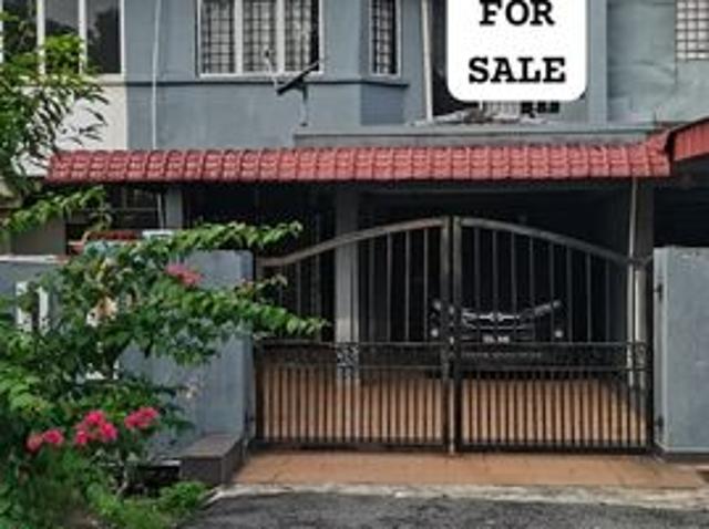 Jalan Semarak, Bukit Beruntung