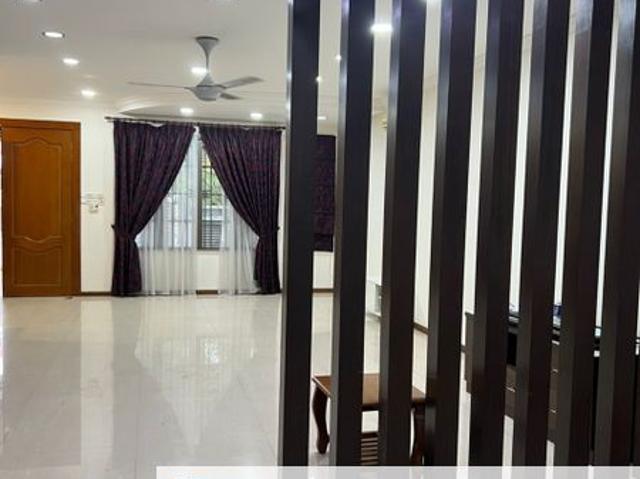 Jalan Selesaria 4