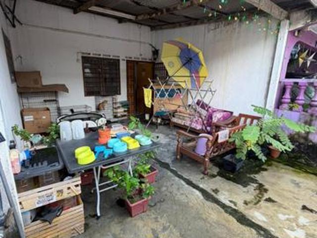 Jalan Serunai Taman Kulai Bersatu Kulai Johor unit for sale