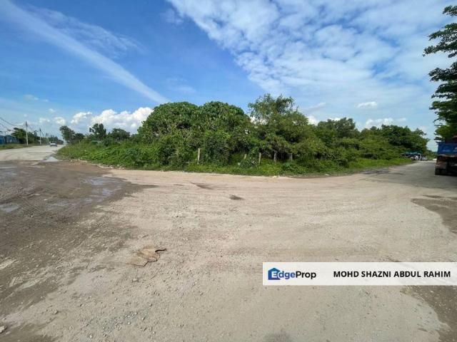 Jalan Sopan, Johan Setia