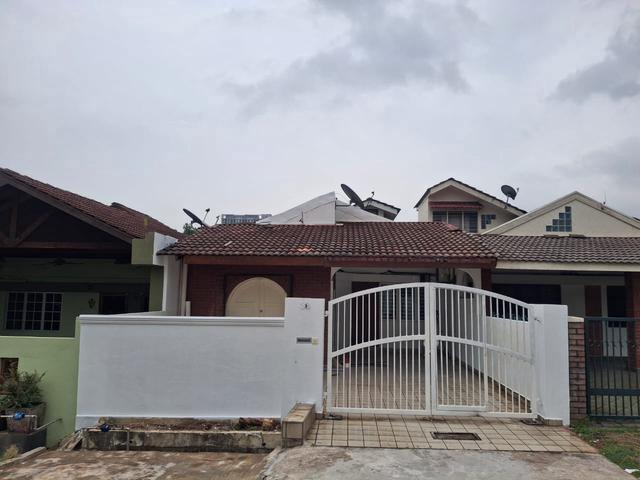 Jalan SS 12 Subang Jaya Single Storey Terrace House for Rent
