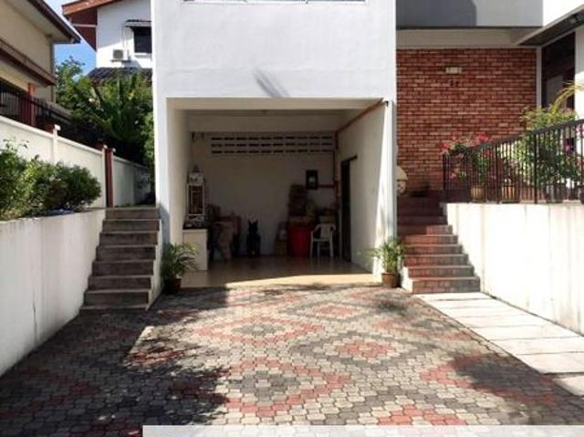 Jalan SS 225