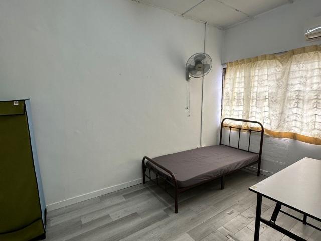 Jalan SS2/104 Middle Room with Low Deposit