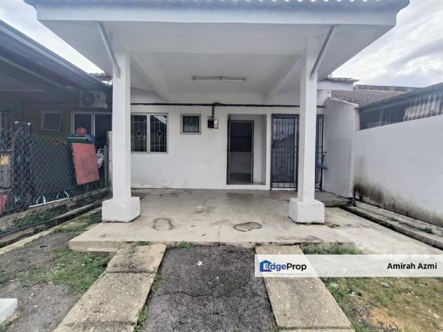 Jalan Sungai Buaya