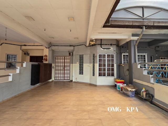 Jalan sungai jati klang double sty house renovated good condition