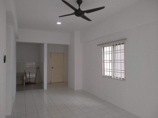 Jalil Damai Apartment Bukit Jalil walking distance to LRT Pavilion