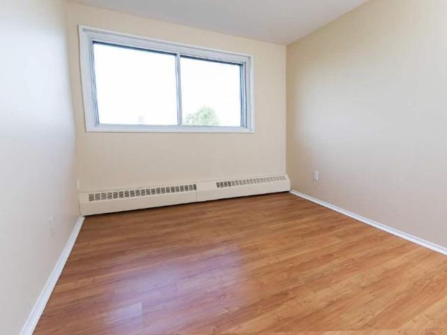 Jardin Gouin | Appartement 4 1/2 à louer à Pierrefonds près du Parc des Rapides du Cheval Blanc