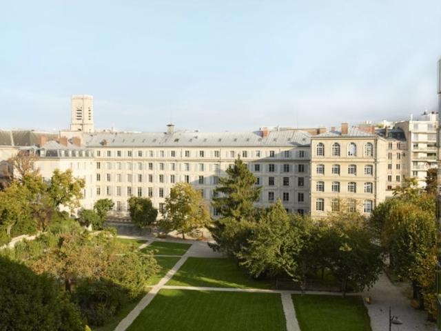 Jardin du Luxembourg,?un appartement magnifiquement rénové