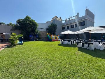 JARDIN LAS BRISAS