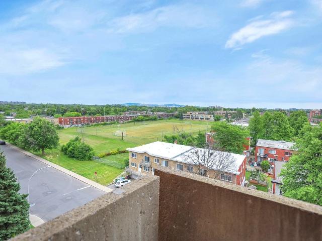 Jardins Porto Bello 2 Bedroom Apartment for Rent at 2555 Rue Modugno, Saint Laurent, QC H4R 2L5