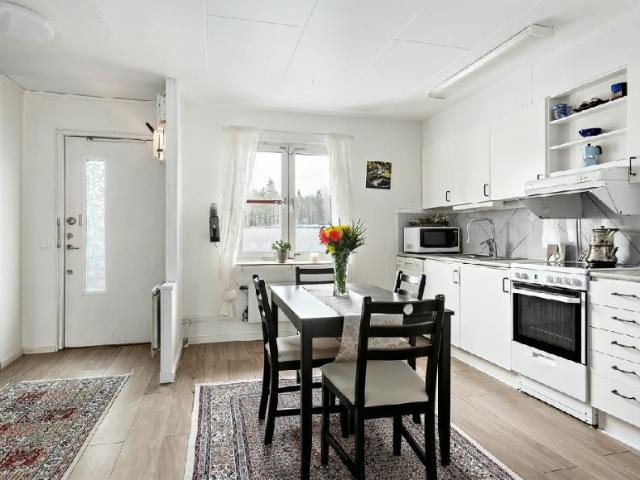 Järfälla 1rok tillsv 10.350kr/mån