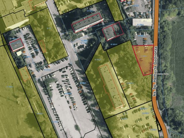 Działka 878 m² z infrastrukturą i parkingiem, blisko A1