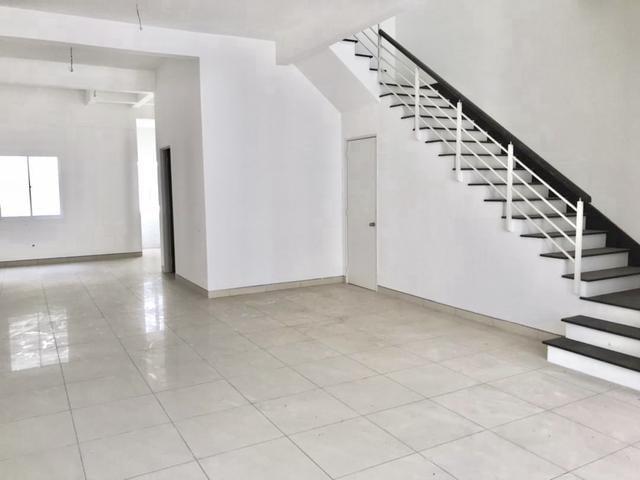 Jasa Intan 2Storey Superlink Terrace in Jesselton Hill Alma