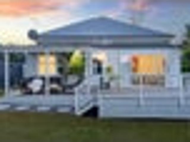 JASMINE VILLA ~ Space, Character, Privacy