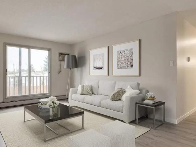 Jason Apartments 2 Bedroom Apartment for Rent at 2526 Thompson Cres Se, Medicine Hat, AB T1B 1C4 Southview