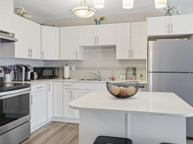 Jasper One Eleven 1 Bedroom Apartment for Rent at 11020 Jasper Ave Nw, Edmonton, AB T5K 2N1 Downtown Edmonton