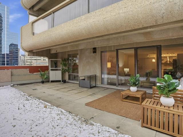 Jasper One Eleven Studio Apartment for Rent at 11020 Jasper Ave Nw, Edmonton, AB T5K 2N1 Downtown Edmonton