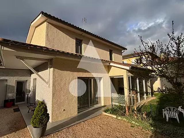 Jassans Riottier 01480 Achat / Vente maison 5 pièces t5 au dernier étage cave