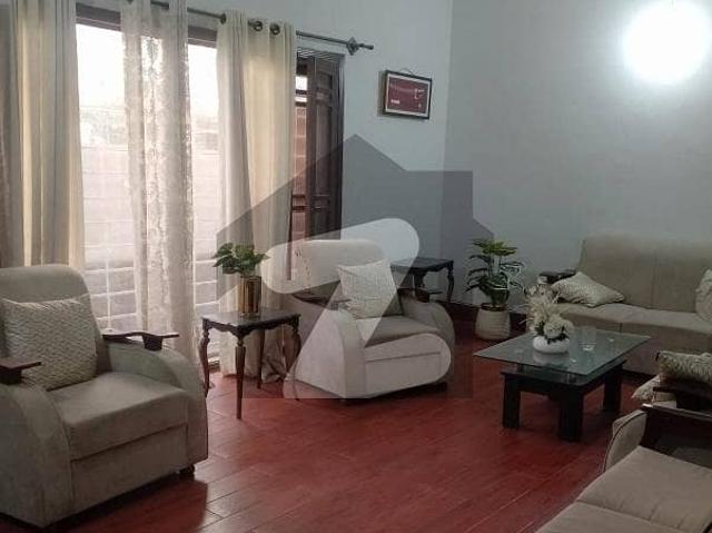 Jauhar Block 5 Portion For Rent