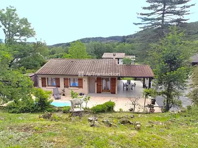 Jaujac 07380 Achat / Vente maison 4 pièces t4 piscine terrasse