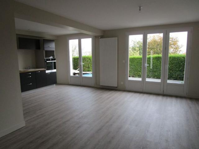 JAUNAY MARIGNY Maison mitoyenne en duplex de 88m²