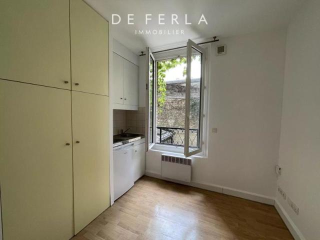 JAVEL BEAUGRENELLE Studio sur jardin