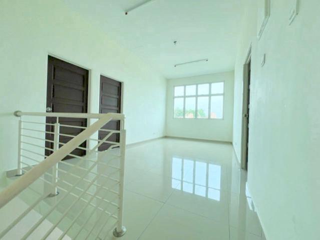Jawi Sungai Bakap Double Storey Semi D Corner Lot Offer 720k only