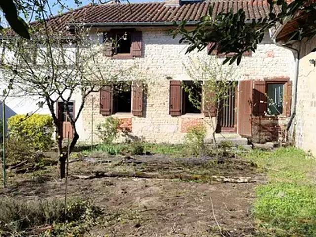Montrevel en Bresse 01340 Achat / Vente maison 4 pièces t4 jardin cave