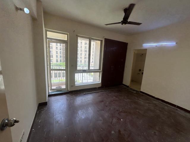 Jaypee Greens Kensington Park Apartment Heights 3 Bedroom 1650 Sq. Ft. Apartment in Sector 133 Noida Listing ID: #9990