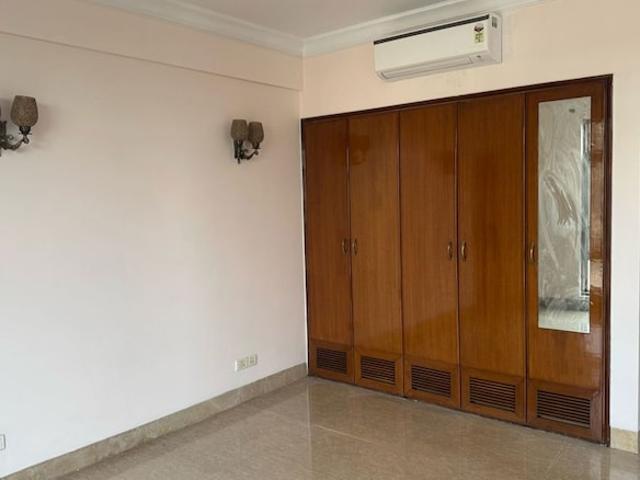 Jaypee Greens Sports Villa 6 Bedroom 11000 Sq. Ft. Villa in Jaypee Greens Greater Noida Listing ID: #10384