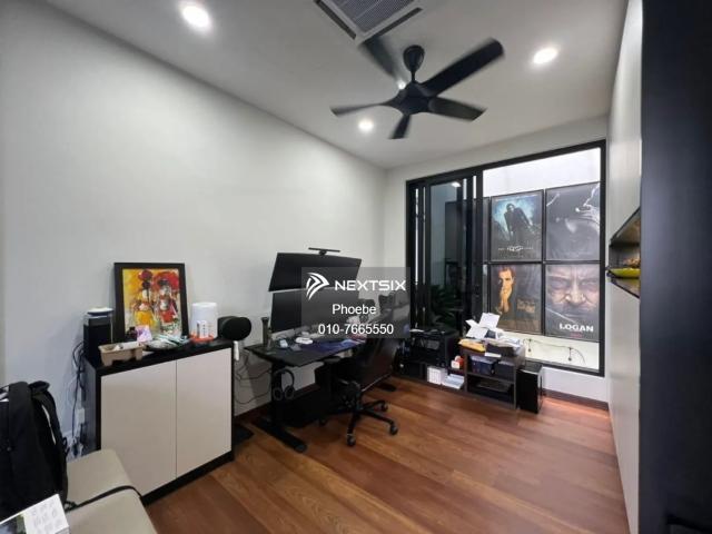 Jazz Suites 1 FOR SALE, Above Vivacity MEGAMALL Kuching Level 5, Facing Milan Square Balcony Facing Nice Kuching City View Partially Furnished unit Asking Price: RM 618,000 negotiable