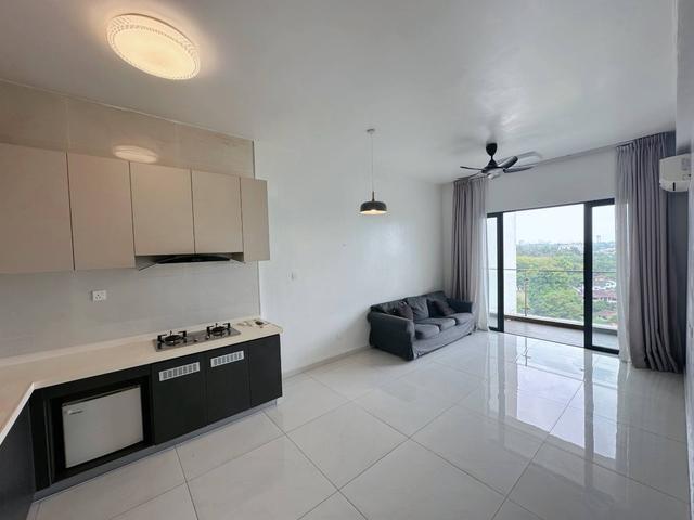 JB Town Bay Point Country Garden Danga Bay 2 Bed 1 Bath Original CIQ