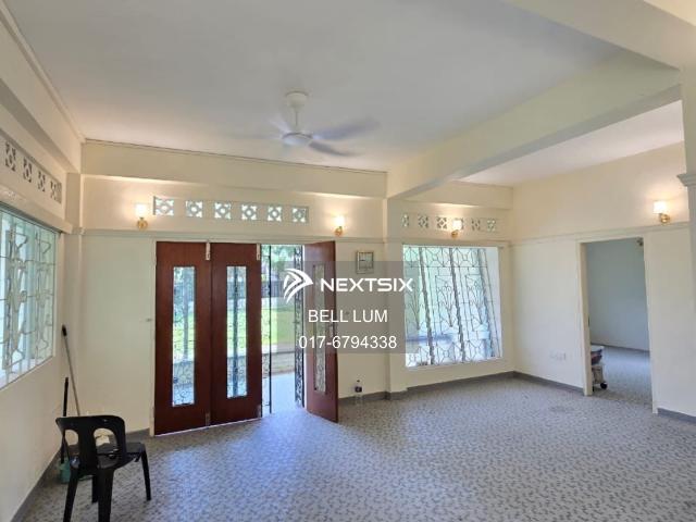 JB Town, CIQ, Hotel Ground Floor Shop lot for RENT